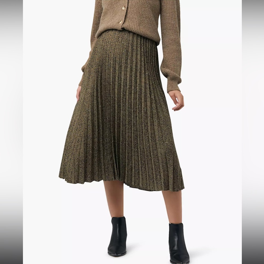 NWT XS Ripe maternity or non maternity skirt!